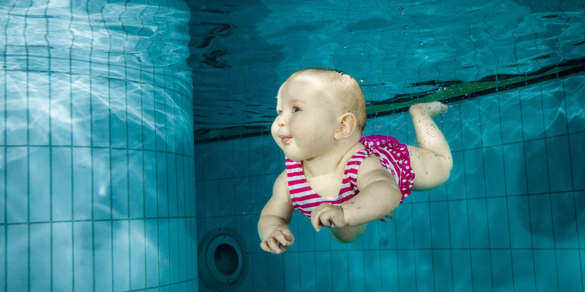 beneficios-natacion-en-bebes