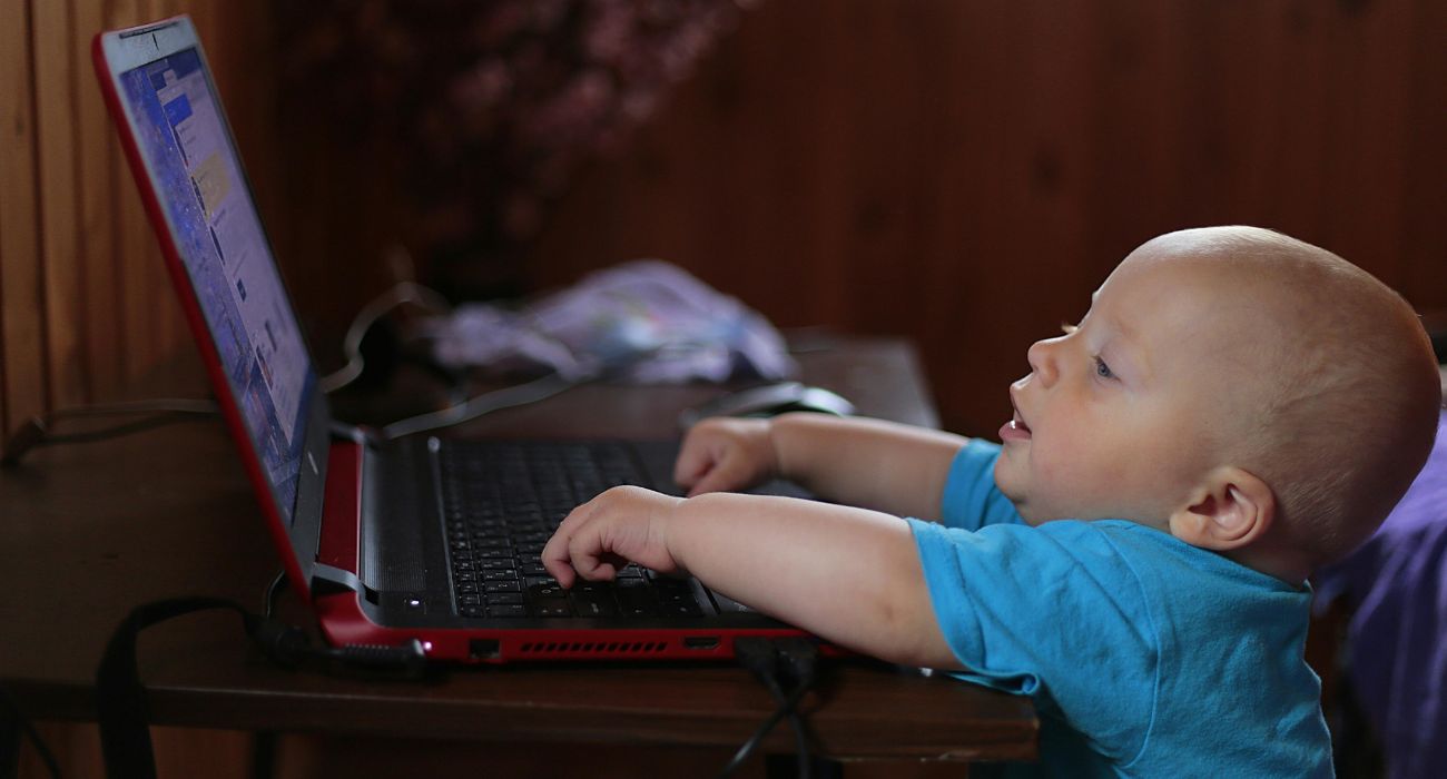 uso-responsable-pantallas-infancia